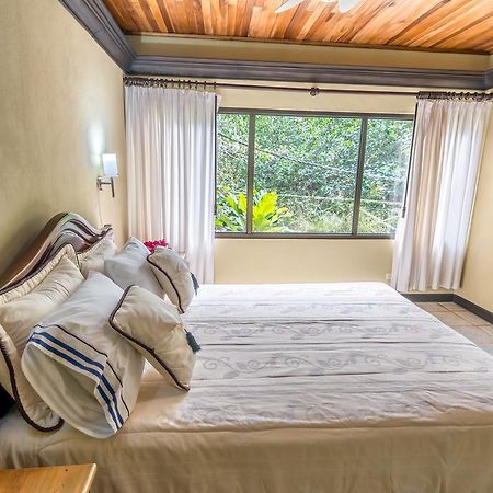 Kayak Lodge Damas Luaran gambar
