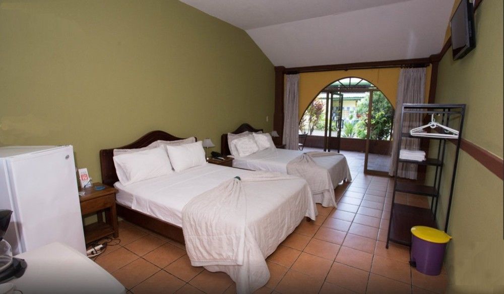 Kayak Lodge Damas Luaran gambar