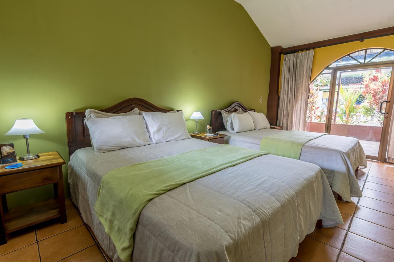 Kayak Lodge Damas Luaran gambar