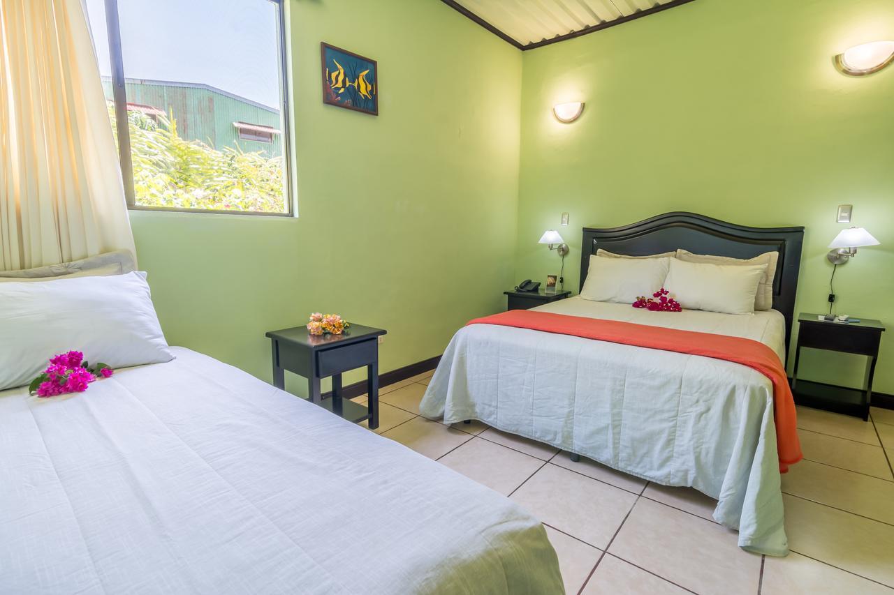 Kayak Lodge Damas Luaran gambar