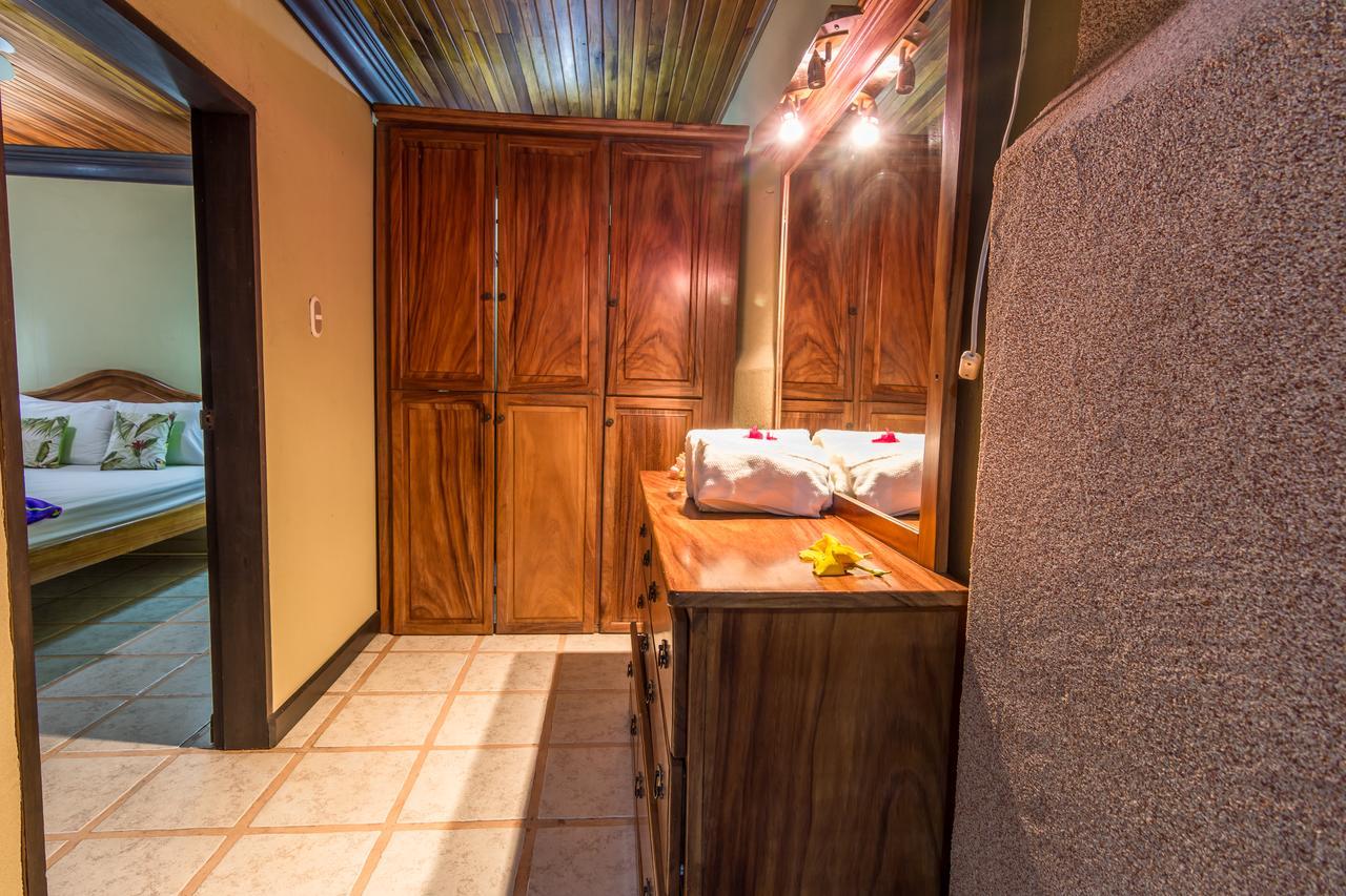 Kayak Lodge Damas Luaran gambar
