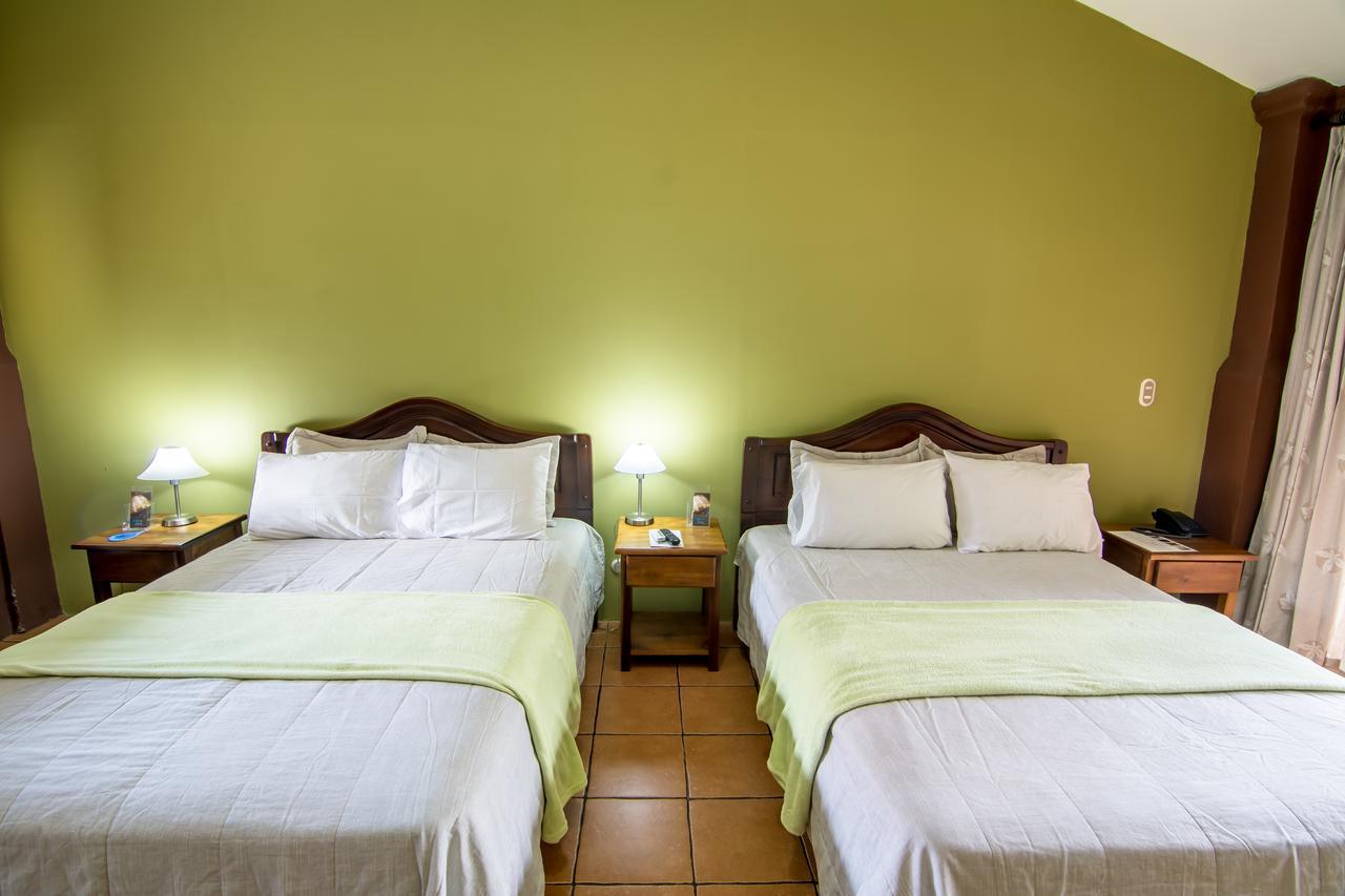 Kayak Lodge Damas Luaran gambar