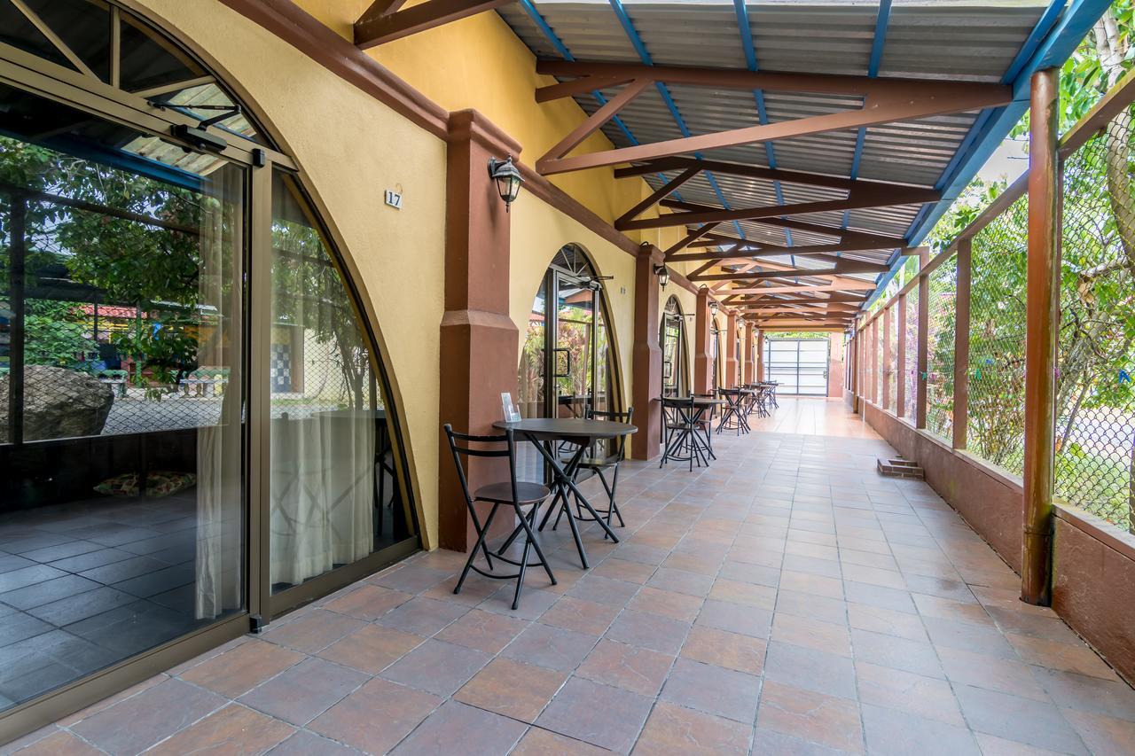 Kayak Lodge Damas Luaran gambar