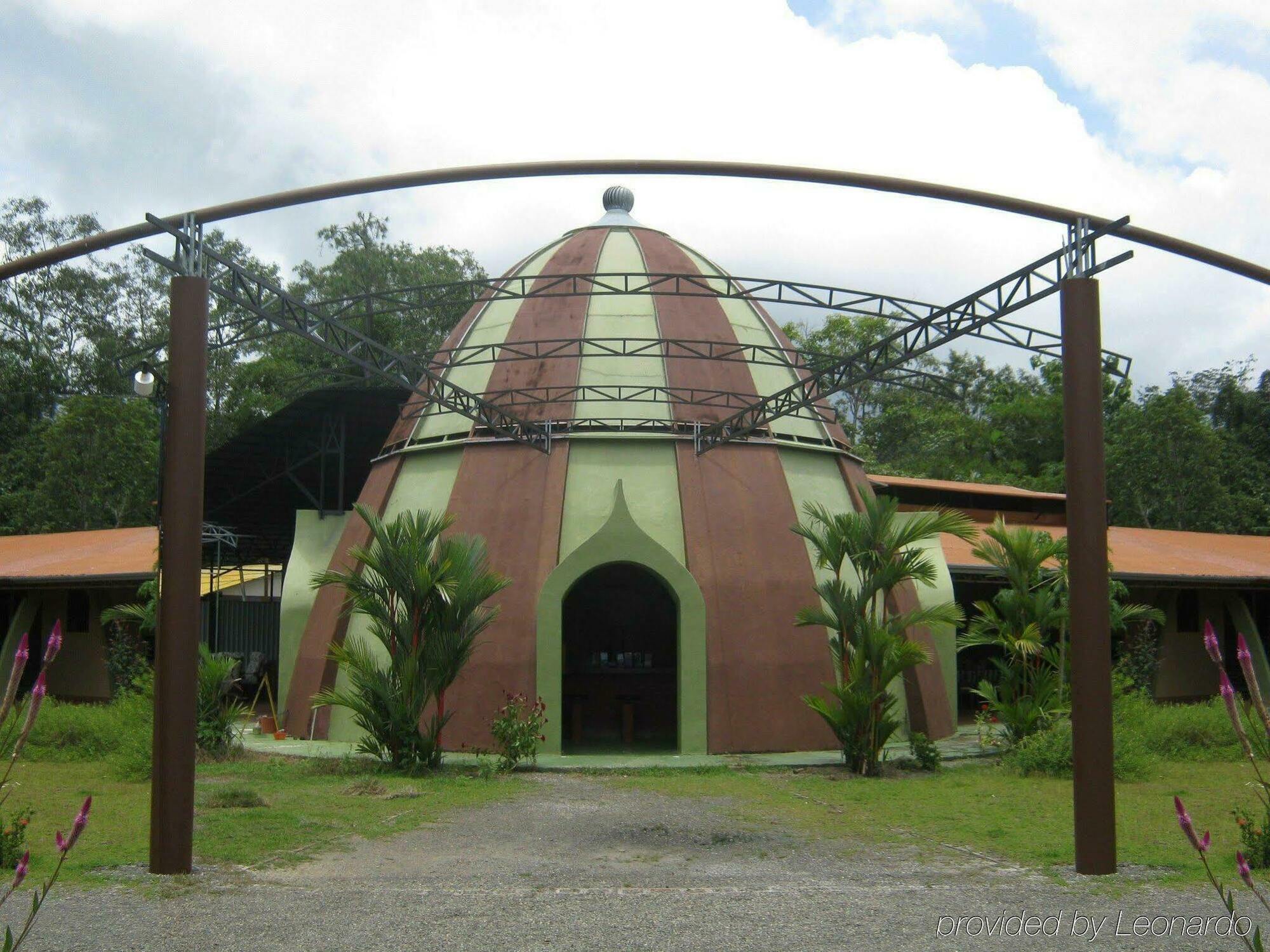 Kayak Lodge Damas Luaran gambar